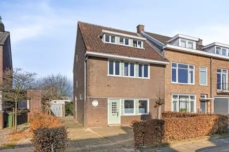 Hoekwoning te koop: Meerssenerweg 126, Nazareth Maastricht