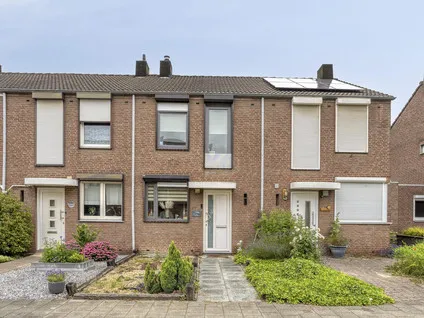 Tussenwoning te koop: Meerssenerweg 136B, Nazareth Maastricht