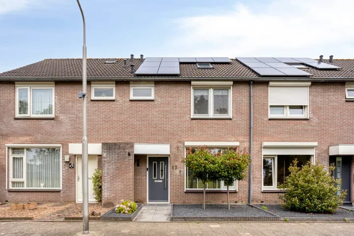 Tussenwoning te koop: Meerval 17, Westerveld Oss