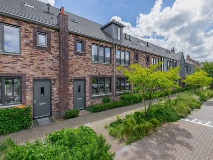 Tussenwoning te koop: Meerval 19, Triangel Waddinxveen