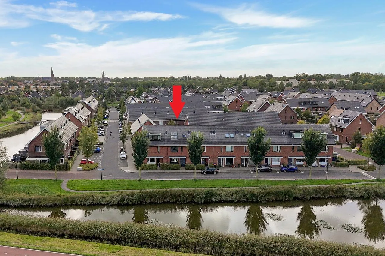 Tussenwoning te koop: Meerval 63, Schagen