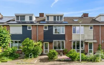 Terraced house for sale: Meervalsloot 33, Sloten Houten