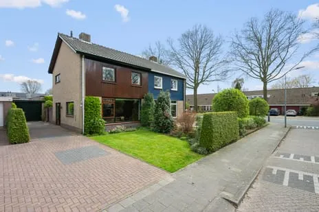 Twee-onder-één-kap te koop: Meerveldlaan 65, Hoevelaken-Stoutenburgerlaan-Oost Hoevelaken