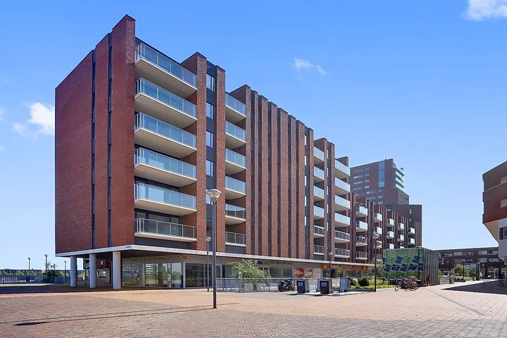 Appartement te huur: Meerwater 64, Meerrijk Eindhoven