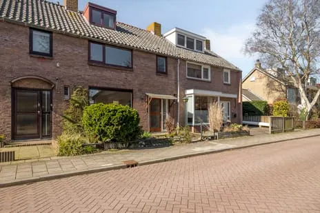 Tussenwoning te koop: Meerzicht 11, Abcoude-Zuidwest Abcoude