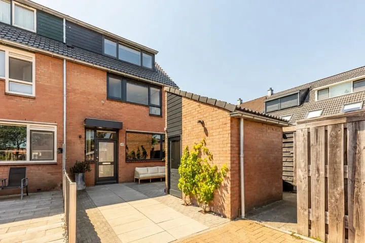 Corner house for sale: Mees Toxopeusrede 48, Redebuurt Capelle Aan Den Ijssel