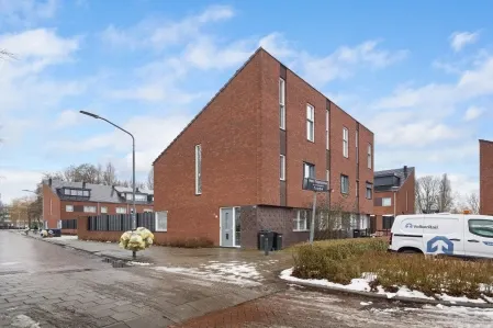 Hoekwoning te koop: Mees Toxopeüsstraat 11, Dordrecht