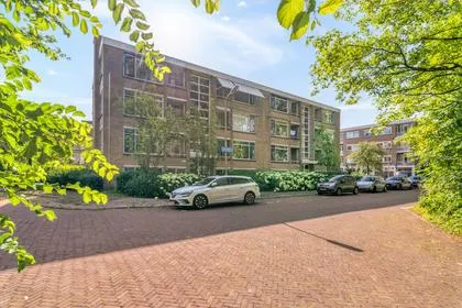 Apartment for sale: Meeslaan 18, Agnetaparkbuurt Delft