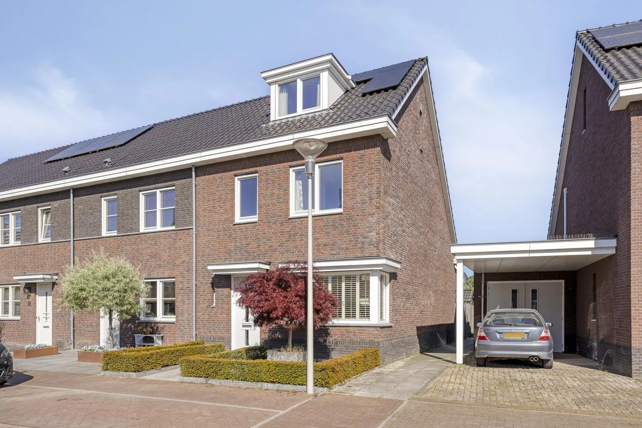 Hoekwoning te koop: Meester de Weertstraat 33, Oirschot