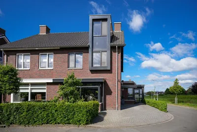 Hoekwoning te koop: Meester J van Dolderenstraat 2, Kesteren Kesteren