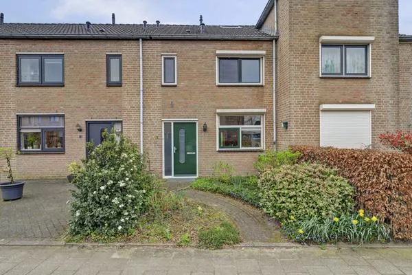 Tussenwoning te koop: Meester Boutenstraat 17, Ooij Ooij