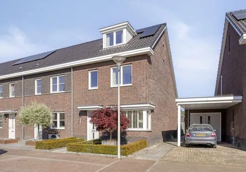 Hoekwoning te koop: Meester de Weertstraat 33, Spoordonk Oirschot