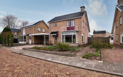 Twee-onder-één-kap te koop: Meester Schaapstraat 9, Roden