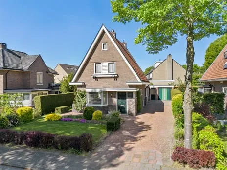 Vrijstaande woning te koop: Meester van Rennesweg 6, Renkum