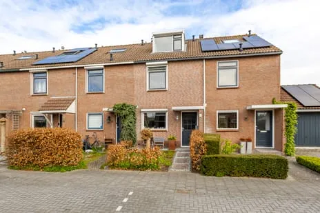 Tussenwoning te koop: Meeuwenlaan 17, Groot-Ammers-Dorp Groot-Ammers