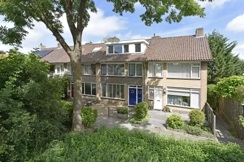 Tussenwoning te koop: Meeuwenlaan 40, Nieuwkoop Nieuwkoop