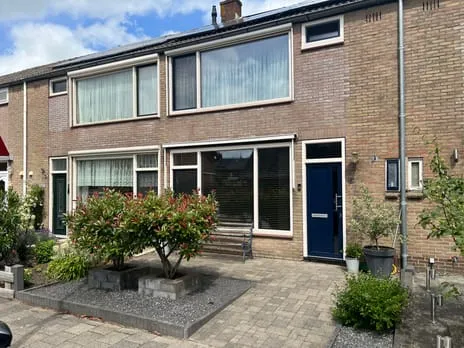 Tussenwoning te koop: Meeuwenlaan 6, Lopik-Dorp Lopik