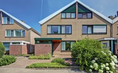 Hoekwoning te koop: Meeuwensingel 109, Rozenburg Rozenburg