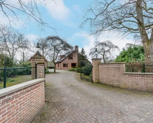 Vrijstaande woning te koop: Meeuwenveenseweg 11, Buitengebied Voorthuizen Voorthuizen