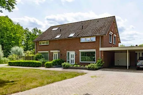 Tussenwoning te koop: Meeuwstraat 14, Nieuw-Bergen Kern Bergen (Li)