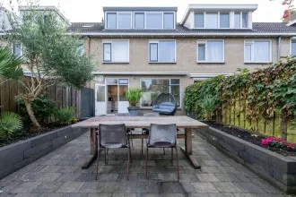 Tussenwoning te koop: Meeuwstraat 87, Purmerend