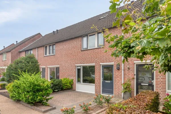 Koopwoning: Meidoorn 45 in Prinsenbeek - €449.000 - 90m²