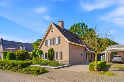 Semi-detached for sale: Meidoornlaan 19, Wanroij Wanroij