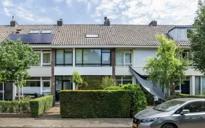 Tussenwoning te koop: Meidoornlaan 31, Schiebroek Rotterdam