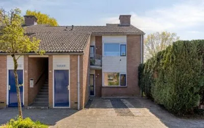 Appartement te koop: Meidoornlaan 95, Dieren-Noord boven spoorlijn Dieren