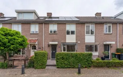 Terraced house for sale: Meidoornrode 85, De Rodes Voorhout