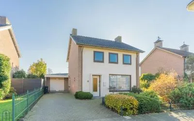 Vrijstaande woning te koop: Meidoornstraat 11, Koolenkampen en Iepenlaan Veghel