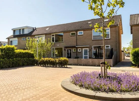 Tussenwoning te koop: Meidoornstraat 114, Uitbreiding Dorp Bergambacht