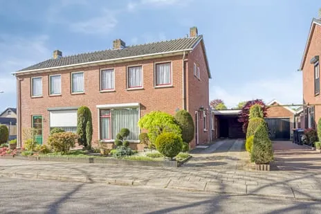 Twee-onder-één-kap te koop: Meidoornstraat 14, Broekdijk Lichtenvoorde