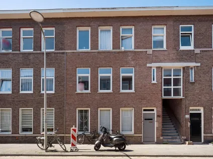 Appartement te koop: Meidoornstraat 144, Heesterbuurt 'S-Gravenhage