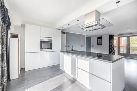 Tussenwoning te koop: Meidoornstraat 15, Brakel Brakel