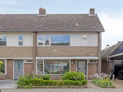 Hoekwoning te koop: Meidoornstraat 16, Salderes Best