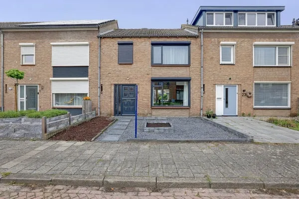 Tussenwoning te koop: Meidoornstraat 21, Braken-West Drunen