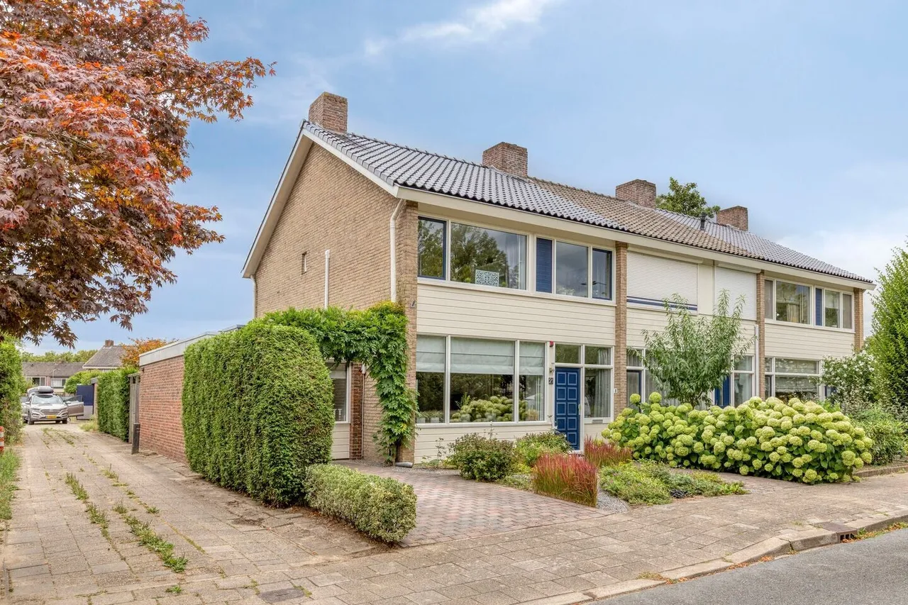 Hoekwoning te koop: Meidoornstraat 21, Zevenaar