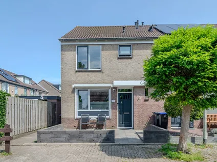 Hoekwoning te koop: Meidoornstraat 35, Bomenbuurt Bleiswijk