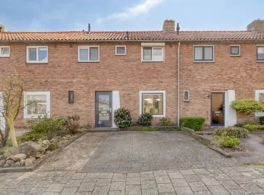 Tussenwoning te koop: Meidoornstraat 5, Aalten-kern Noord/Noordoost Aalten