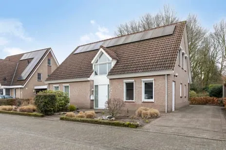 Vrijstaande woning te koop: Meidoornstraat 7, Bergen (Li)