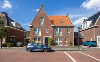 Tussenwoning te koop: Meierijlaan 56, Hoge Veld 'S-Gravenhage