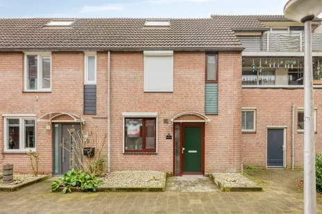 Tussenwoning te koop: Meijer van Leeuwenstraat 17, Centrum-Zuid Oss