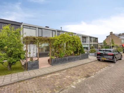 Terraced house for sale: Meindert Hobbemastraat 14, Schildersbuurt Capelle Aan Den Ijssel