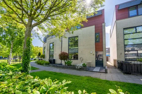 Hoekwoning te koop: Meindert Hobbemastraat 176, Tussen de Vaarten N.- Oost Almere