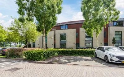 Terraced house for sale: Meindert Hobbemastraat 184, Tussen de Vaarten N.- Oost Almere