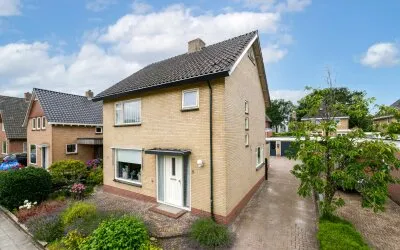 Vrijstaande woning te koop: Meineszstraat 5, Midden Heerenveen