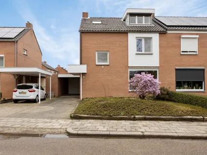 Twee-onder-één-kap te koop: Meishagerstraat 21, Munstergeleen Munstergeleen