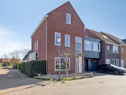 Hoekwoning te koop: Meiveld 18, Oost-Souburg