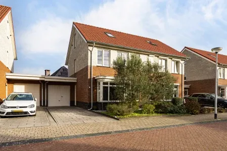 Tussenwoning te koop: Melenhorst 22, Losser